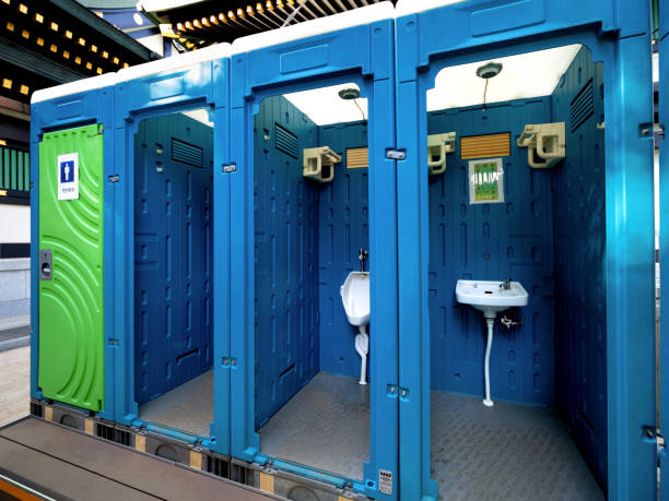 Portable Toilet Options We Offer in Hickory Hills, IL